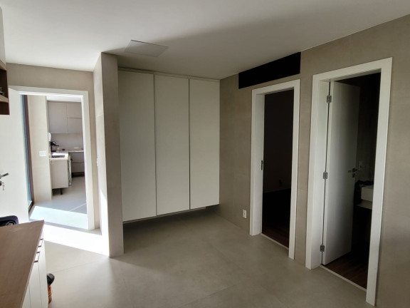 Imagem Casa com 5 Quartos à Venda, 900 m² em Barra Da Tijuca - Rio De Janeiro Imagem Casa com 5 Quartos à Venda, 900 m² em Barra Da Tijuca - Rio De Janeiro