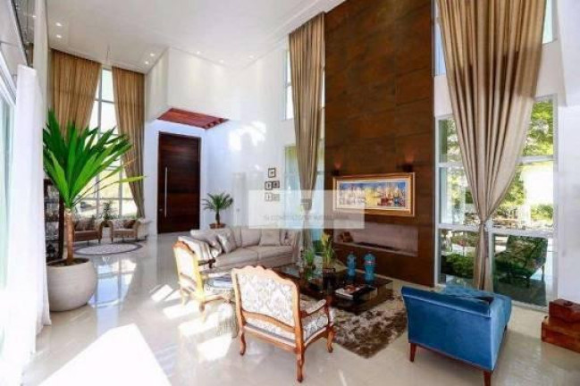 Imagem Casa de Condomínio com 4 Quartos à Venda, 500 m² em Córrego Grande - Florianópolis Imagem Casa de Condomínio com 4 Quartos à Venda, 500 m² em Córrego Grande - Florianópolis