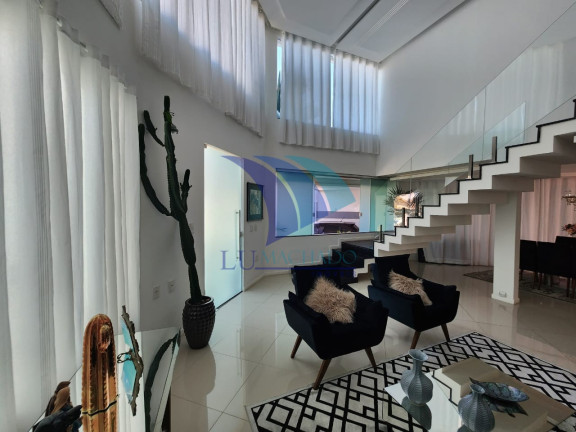 Casa com 3 Quartos para Alugar, 200 m² em Guriri - Cabo Frio