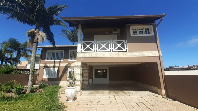 Imóvel com 3 Quartos à Venda, 220 m² em Centro - Torres