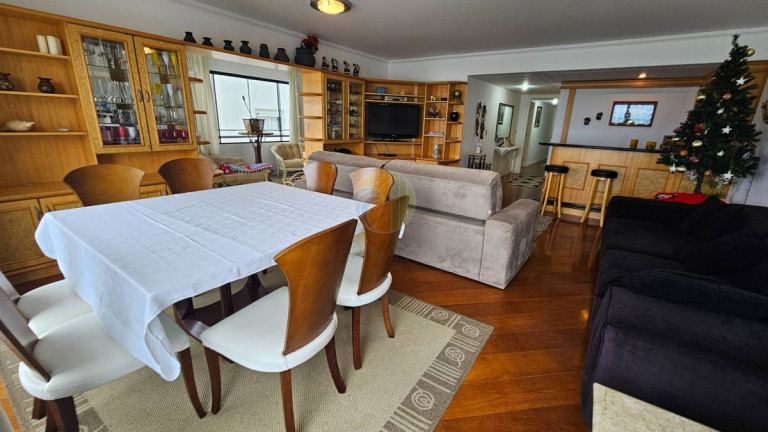 Imagem Apartamento com 3 Quartos à Venda, 2.100 m² em Centro - Balneário Camboriú