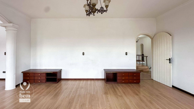 Imagem Casa com 5 Quartos à Venda, 537 m² em São Lourenço - Curitiba
