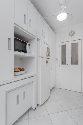 Imagem Imóvel com 2 Quartos à Venda, 63 m² em Teresópolis - Porto Alegre Imagem Imóvel com 2 Quartos à Venda, 63 m² em Teresópolis - Porto Alegre