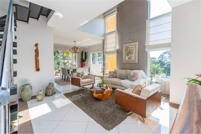 Imagem Casa de Condomínio com 4 Quartos à Venda, 438 m² em Condomínio Iolanda - Taboão Da Serra Imagem Casa de Condomínio com 4 Quartos à Venda, 438 m² em Condomínio Iolanda - Taboão Da Serra