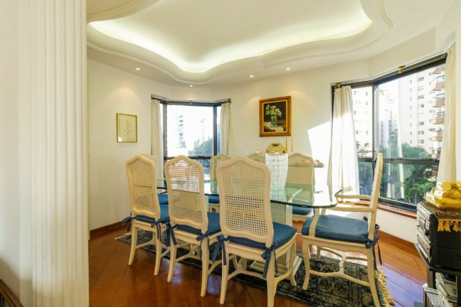 Imagem Apartamento com 3 Quartos à Venda, 256 m² em Aclimação - São Paulo