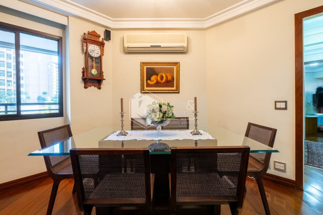 Imagem Apartamento com 3 Quartos à Venda, 120 m² em Moema - São Paulo Imagem Apartamento com 3 Quartos à Venda, 120 m² em Moema - São Paulo
