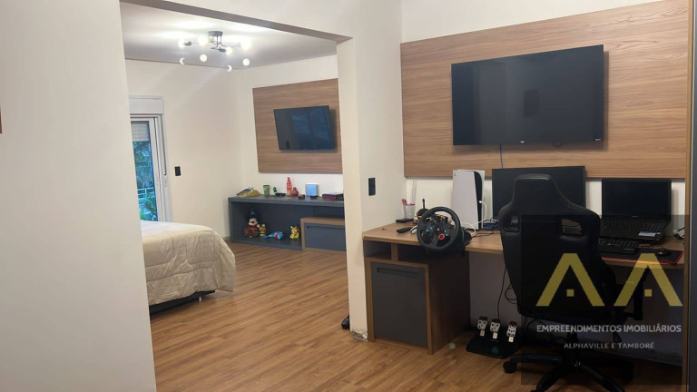Imagem Casa com 4 Quartos à Venda, 450 m² em Alphaville - Santana De Parnaíba Imagem Casa com 4 Quartos à Venda, 450 m² em Alphaville - Santana De Parnaíba