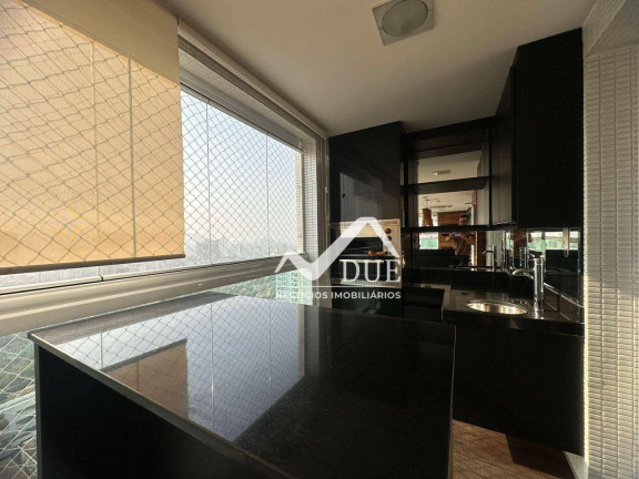 Imagem Apartamento com 3 Quartos à Venda, 191 m² em Embaré - Santos