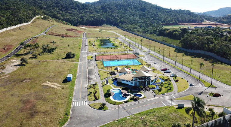Terreno à Venda, 503 m² em Centro - Camboriú