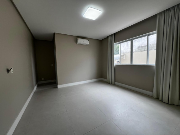 Imagem Casa com 5 Quartos à Venda, 600 m² em Ponta Negra - Manaus