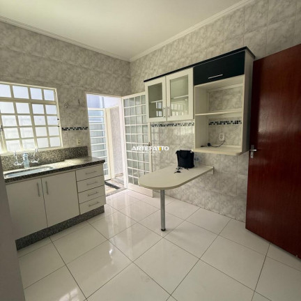 Casa com 3 Quartos à Venda, 70 m² em Jardim Samel Park - Franca
