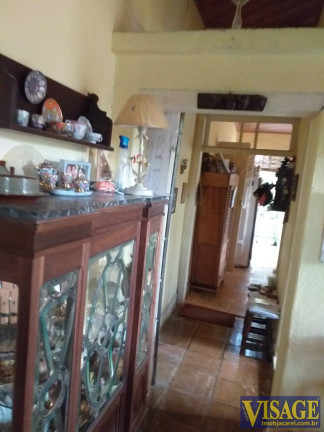 Imagem Casa com 3 Quartos à Venda, 880 m² em Jacareí Imagem Casa com 3 Quartos à Venda, 880 m² em Jacareí