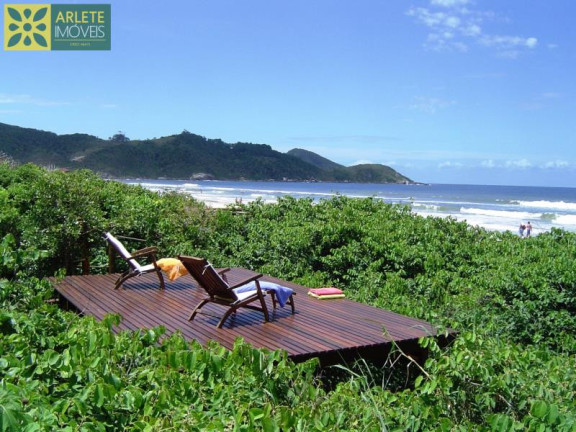 Imagem Casa com 6 Quartos à Venda, 320 m² em Mariscal - Bombinhas Imagem Casa com 6 Quartos à Venda, 320 m² em Mariscal - Bombinhas
