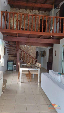 Imagem Casa com 5 Quartos à Venda, 280 m² em Lagoinha - Ubatuba