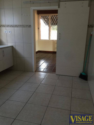 Imagem Casa com 3 Quartos à Venda, em Pq. Brasil - Jacareí Imagem Casa com 3 Quartos à Venda, em Pq. Brasil - Jacareí