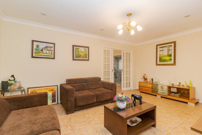 Imagem Casa com 3 Quartos à Venda, 140 m² em Guaíra - Curitiba