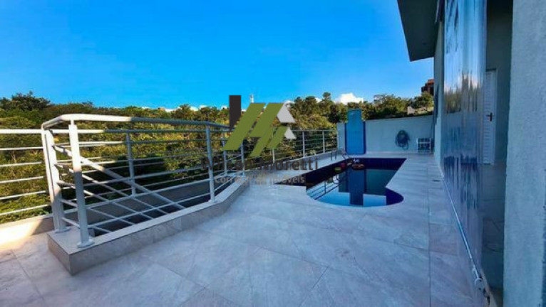 Imagem Casa com 3 Quartos à Venda, 246 m² Imagem Casa com 3 Quartos à Venda, 246 m²
