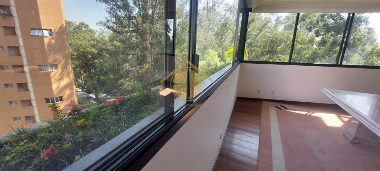 Imagem Apartamento com 4 Quartos à Venda, 360 m² em Vila Nova Conceição - São Paulo Imagem Apartamento com 4 Quartos à Venda, 360 m² em Vila Nova Conceição - São Paulo