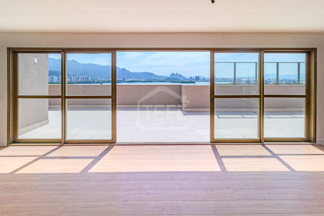 Imagem Cobertura com 4 Quartos à Venda, 372 m² em Barra Da Tijuca - Rio De Janeiro Imagem Cobertura com 4 Quartos à Venda, 372 m² em Barra Da Tijuca - Rio De Janeiro