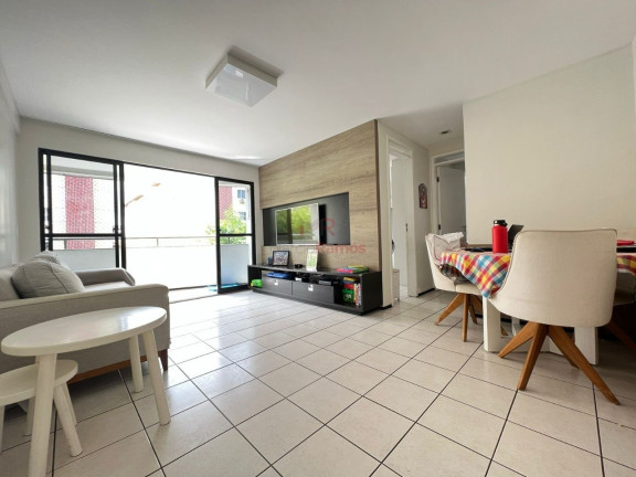 Imagem Imóvel com 3 Quartos à Venda, 60 m² em Vila União - Fortaleza Imagem Imóvel com 3 Quartos à Venda, 60 m² em Vila União - Fortaleza