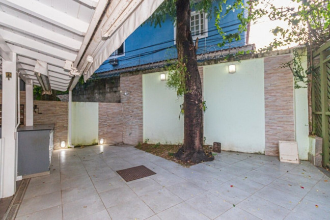 Imagem Casa com 5 Quartos à Venda, em Barra Da Tijuca - Rio De Janeiro Imagem Casa com 5 Quartos à Venda, em Barra Da Tijuca - Rio De Janeiro
