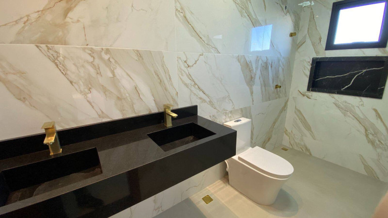 Imagem Casa com 3 Quartos à Venda, 141 m² em Tijucal - Cuiabá