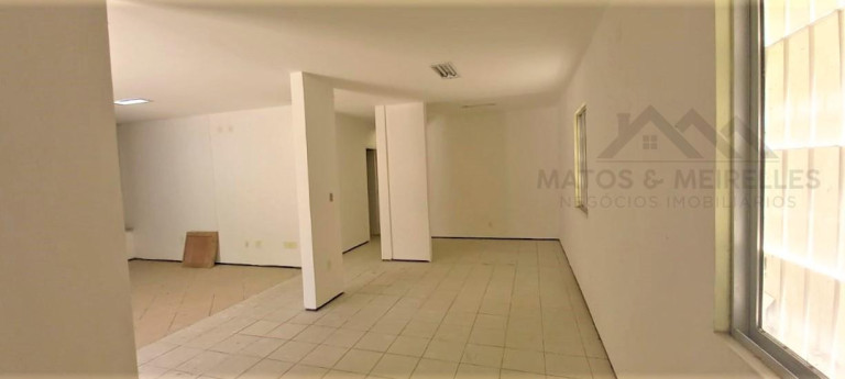 Imagem Imóvel Comercial à Venda, 490 m² em Jereissati I - Maracanaú Imagem Imóvel Comercial à Venda, 490 m² em Jereissati I - Maracanaú