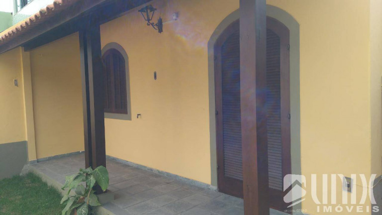 Imagem Casa com 4 Quartos para Alugar,  em Centro - Campos Dos Goytacazes