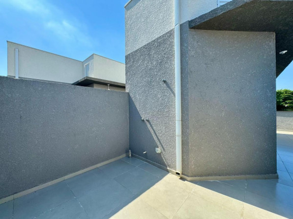 Imagem Casa com 3 Quartos à Venda, 126 m² em Uberaba - Curitiba