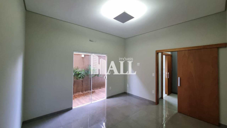 Imagem Casa com 3 Quartos à Venda, 205 m² em Centro - Bady Bassitt Imagem Casa com 3 Quartos à Venda, 205 m² em Centro - Bady Bassitt