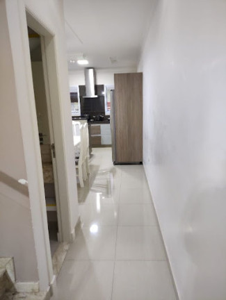 Imagem Sobrado com 3 Quartos à Venda, 198 m² em Cidade Salvador - Jacareí