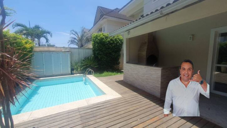 Imagem Casa com 4 Quartos à Venda, 240 m² em Recreio Dos Bandeirantes - Rio De Janeiro
