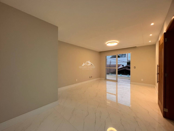 Imagem Casa com 5 Quartos à Venda, 280 m² em República - Vitória Imagem Casa com 5 Quartos à Venda, 280 m² em República - Vitória