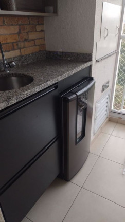 Apartamento à Venda,  em Jardim Tupanci - Barueri