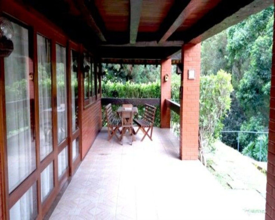 Imagem Casa com 4 Quartos à Venda, 314 m² em Albuquerque - Teresópolis Imagem Casa com 4 Quartos à Venda, 314 m² em Albuquerque - Teresópolis