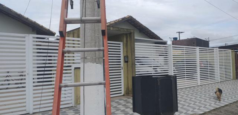 Imagem Casa de Condomínio com 1 Quarto à Venda, 90 m² em Melvi - Praia Grande