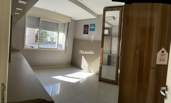 Imagem Imóvel com 2 Quartos à Venda, 20 m² em Vila Ipiranga - Porto Alegre Imagem Imóvel com 2 Quartos à Venda, 20 m² em Vila Ipiranga - Porto Alegre