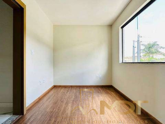 Imagem Casa com 3 Quartos à Venda, 128 m² em Santa Mônica - Belo Horizonte Imagem Casa com 3 Quartos à Venda, 128 m² em Santa Mônica - Belo Horizonte