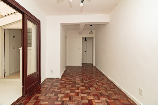 Imagem Apartamento com 1 Quarto à Venda, 61 m² em Navegantes - Porto Alegre Imagem Apartamento com 1 Quarto à Venda, 61 m² em Navegantes - Porto Alegre