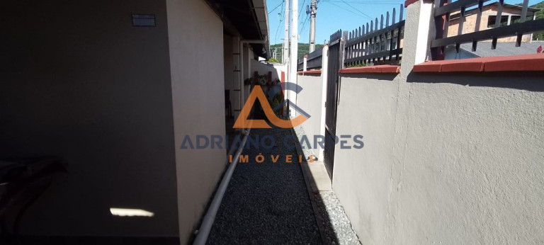 Imagem Casa com 4 Quartos à Venda, 300 m² em Armação - Penha
