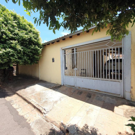 Casa com 3 Quartos à Venda, 196 m² em Rebouças - Lins