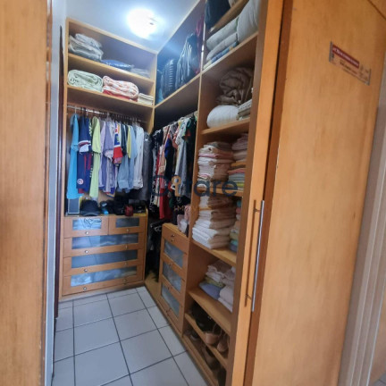 Imagem Casa com 4 Quartos à Venda, 217 m² em Edson Queiroz - Fortaleza Imagem Casa com 4 Quartos à Venda, 217 m² em Edson Queiroz - Fortaleza