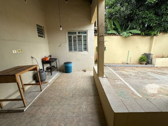 Imagem Casa com 3 Quartos à Venda, 213 m² em Vila Itatiaia - Goiânia Imagem Casa com 3 Quartos à Venda, 213 m² em Vila Itatiaia - Goiânia