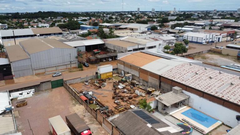 Imagem Terreno à Venda, 825 m² em Setor Industrial Sul - Sinop Imagem Terreno à Venda, 825 m² em Setor Industrial Sul - Sinop