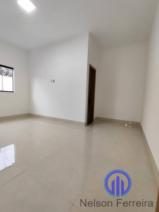 Imagem Casa com 3 Quartos à Venda, 223 m² em Aparecida De Goiânia
