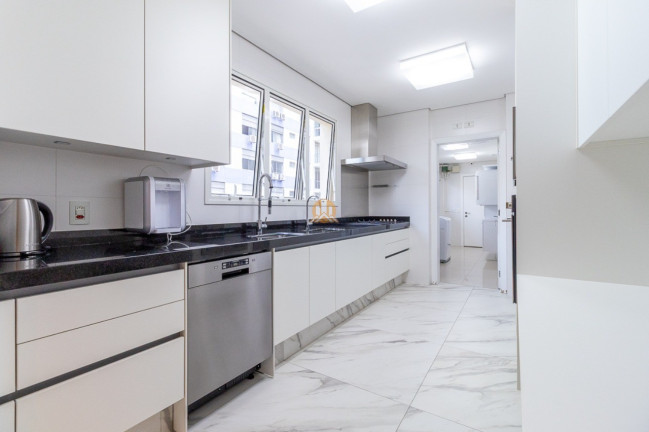 Imagem Imóvel com 4 Quartos à Venda, 304 m² em Santa Cecília - São Paulo Imagem Imóvel com 4 Quartos à Venda, 304 m² em Santa Cecília - São Paulo