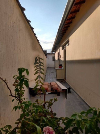 Imagem Casa com 3 Quartos à Venda, 134 m² em Vila Nossa Senhora Das Graças - Taubaté Imagem Casa com 3 Quartos à Venda, 134 m² em Vila Nossa Senhora Das Graças - Taubaté