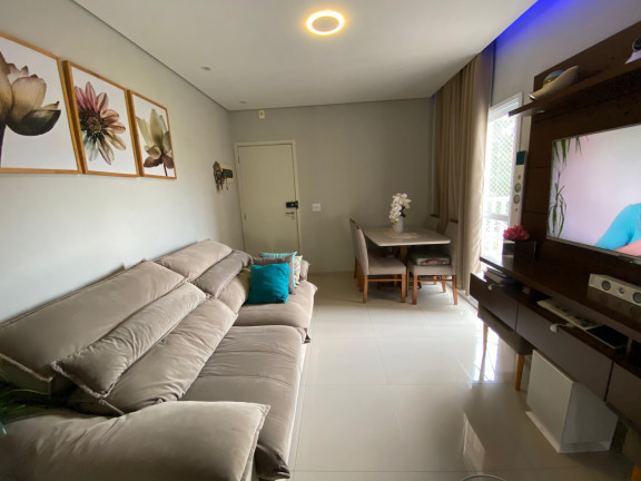 Apartamento com 2 Quartos à Venda,  em Jardim Caiapiá - Cotia