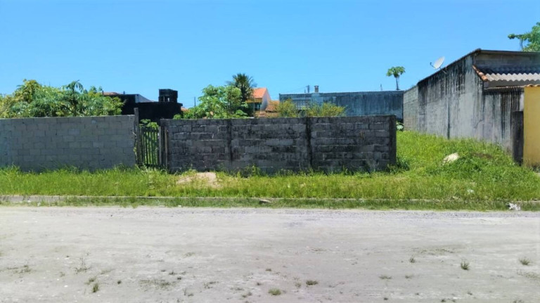 Terreno à Venda, 250 m² em Balneário Monte Carlo - Ilha Comprida
