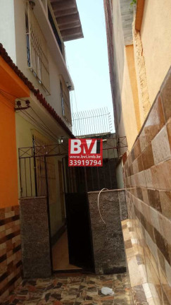 Imagem Casa com 2 Quartos à Venda, 150 m² em Irajá - Rio De Janeiro Imagem Casa com 2 Quartos à Venda, 150 m² em Irajá - Rio De Janeiro